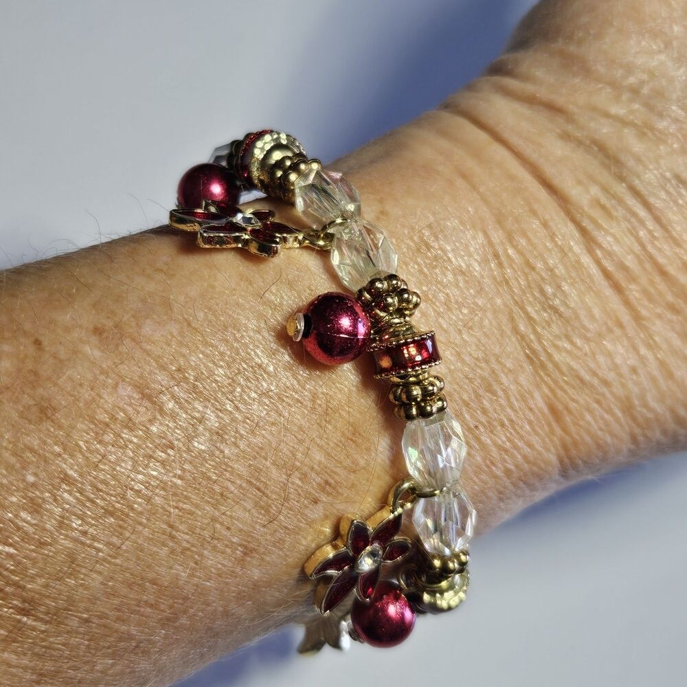 Christmas Gold Tone Red Poinsettia Red Balls Stretch Bracelet Glass Beads 7.5"